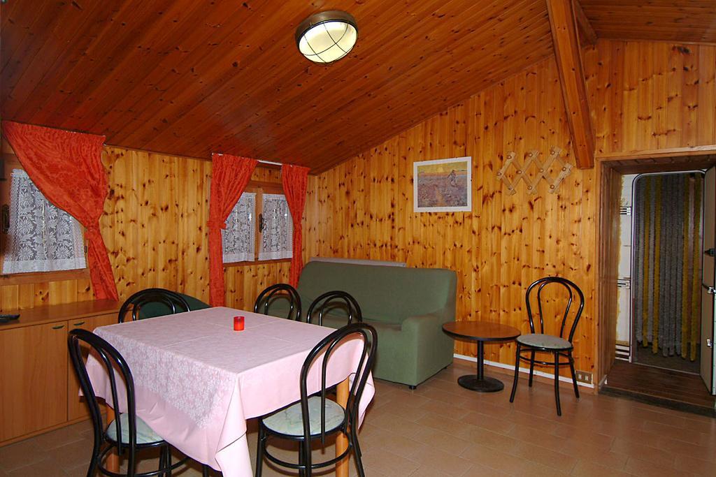 Camping Hotel Au Lac De Como 소리코 외부 사진