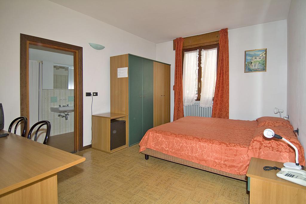 Camping Hotel Au Lac De Como 소리코 외부 사진