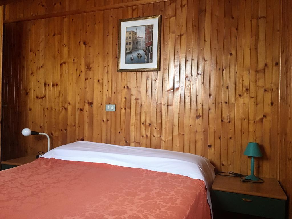 Camping Hotel Au Lac De Como 소리코 외부 사진